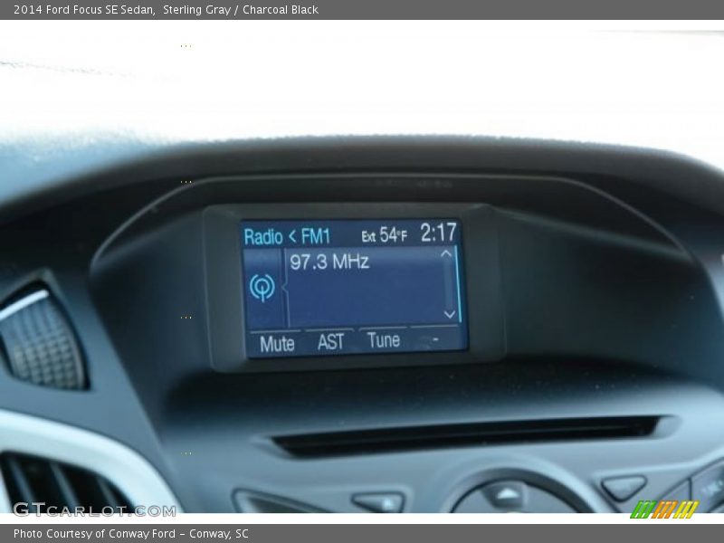 Sterling Gray / Charcoal Black 2014 Ford Focus SE Sedan