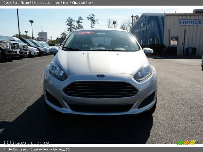 Ingot Silver / Charcoal Black 2014 Ford Fiesta SE Hatchback