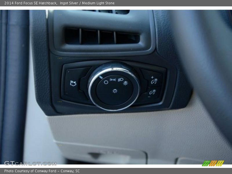 Ingot Silver / Medium Light Stone 2014 Ford Focus SE Hatchback