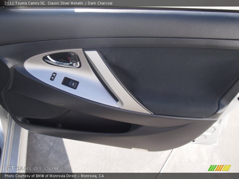 Classic Silver Metallic / Dark Charcoal 2011 Toyota Camry SE
