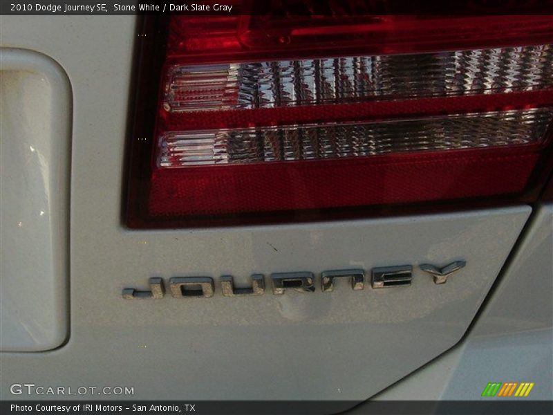 Stone White / Dark Slate Gray 2010 Dodge Journey SE