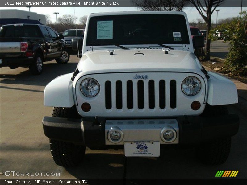 Bright White / Black 2012 Jeep Wrangler Unlimited Sahara 4x4