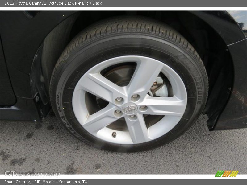 Attitude Black Metallic / Black 2013 Toyota Camry SE