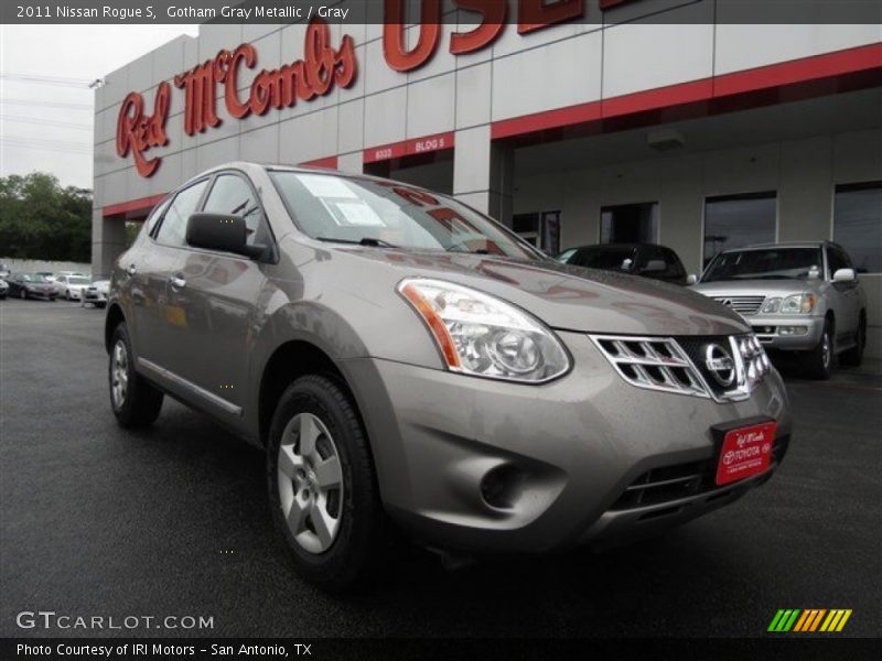 Gotham Gray Metallic / Gray 2011 Nissan Rogue S