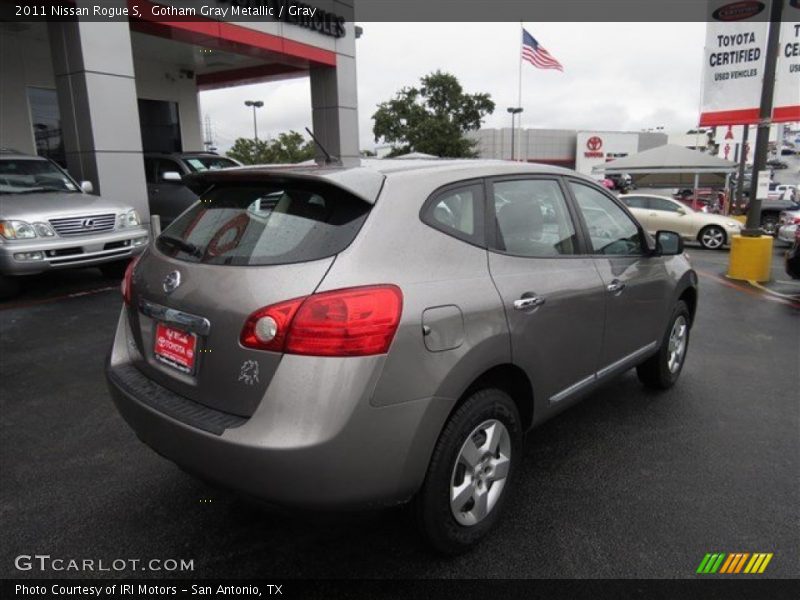 Gotham Gray Metallic / Gray 2011 Nissan Rogue S