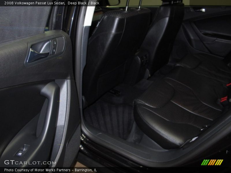 Deep Black / Black 2008 Volkswagen Passat Lux Sedan