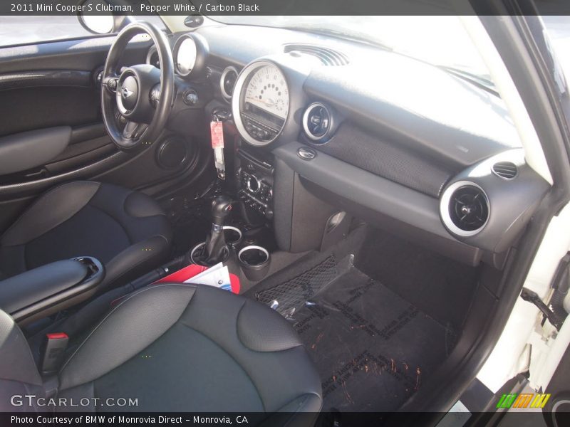 Pepper White / Carbon Black 2011 Mini Cooper S Clubman