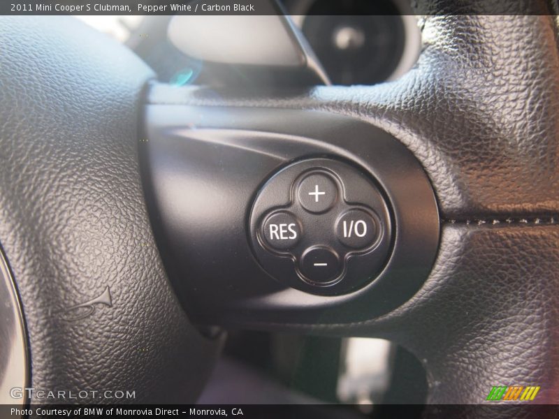 Pepper White / Carbon Black 2011 Mini Cooper S Clubman