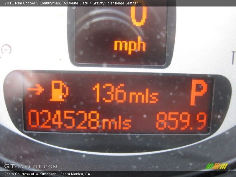 Absolute Black / Gravity Polar Beige Leather 2011 Mini Cooper S Countryman