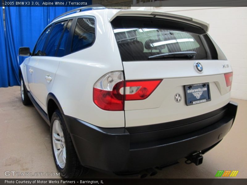 Alpine White / Terracotta 2005 BMW X3 3.0i