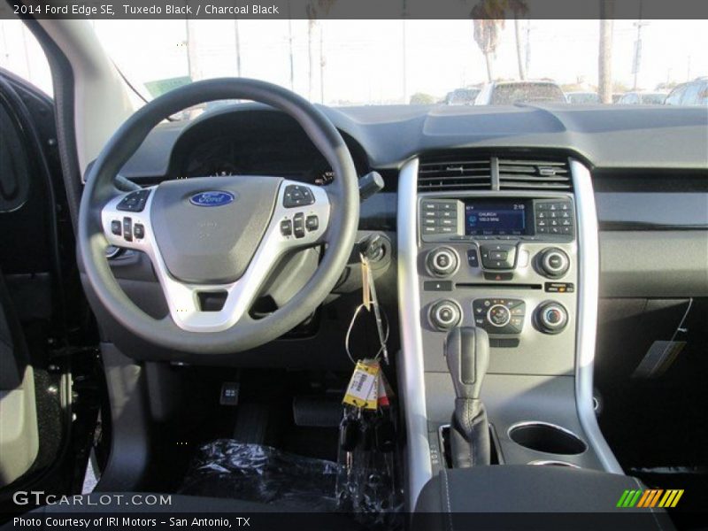 Tuxedo Black / Charcoal Black 2014 Ford Edge SE