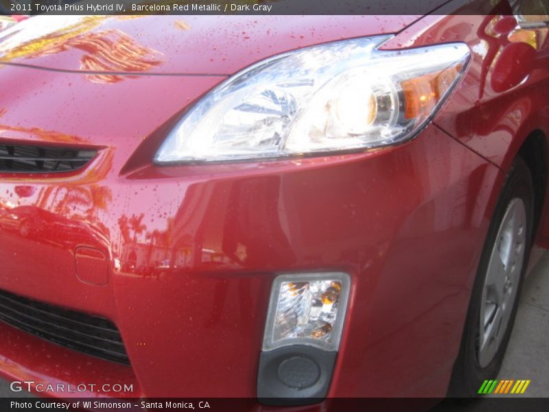 Barcelona Red Metallic / Dark Gray 2011 Toyota Prius Hybrid IV