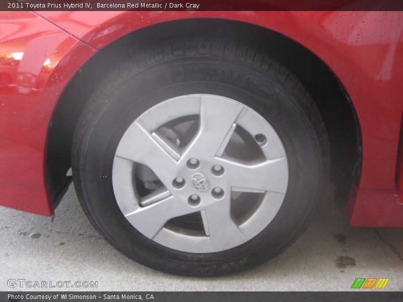 Barcelona Red Metallic / Dark Gray 2011 Toyota Prius Hybrid IV