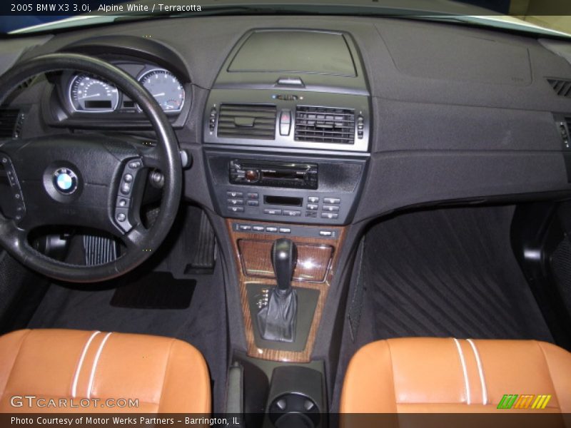 Alpine White / Terracotta 2005 BMW X3 3.0i
