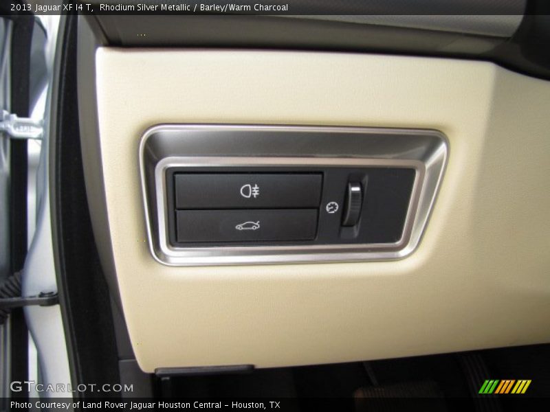 Rhodium Silver Metallic / Barley/Warm Charcoal 2013 Jaguar XF I4 T