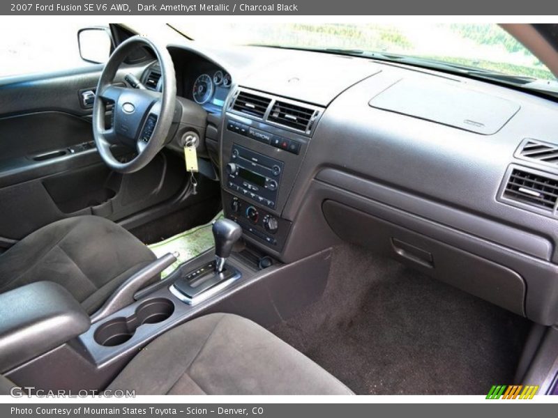 Dark Amethyst Metallic / Charcoal Black 2007 Ford Fusion SE V6 AWD