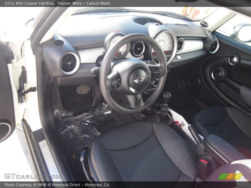 Pepper White / Carbon Black 2011 Mini Cooper Hardtop