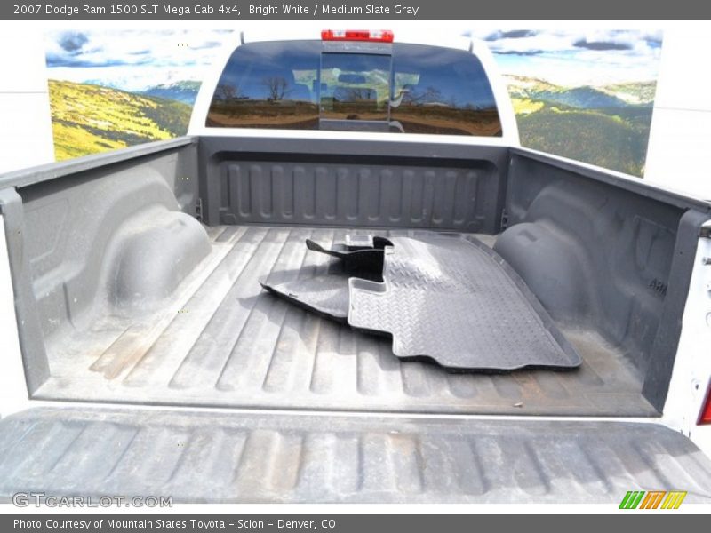 Bright White / Medium Slate Gray 2007 Dodge Ram 1500 SLT Mega Cab 4x4