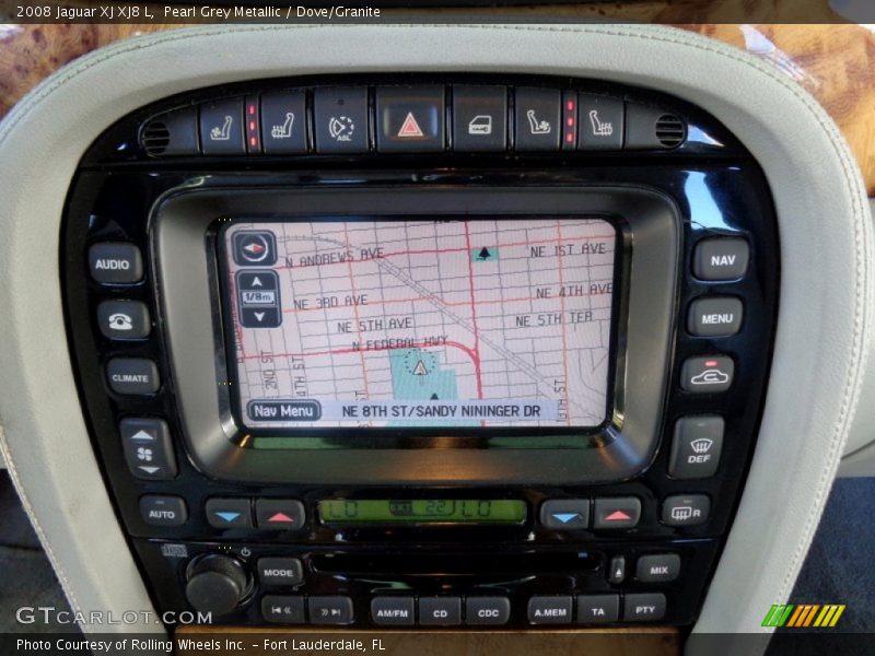 Navigation of 2008 XJ XJ8 L