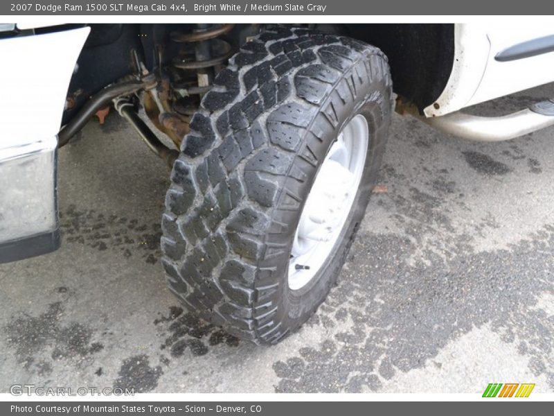 Bright White / Medium Slate Gray 2007 Dodge Ram 1500 SLT Mega Cab 4x4