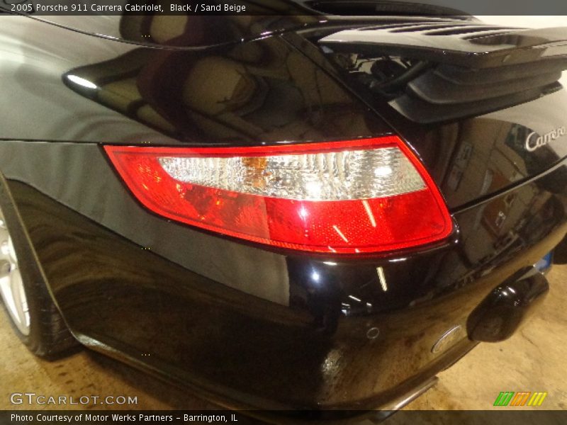 Black / Sand Beige 2005 Porsche 911 Carrera Cabriolet