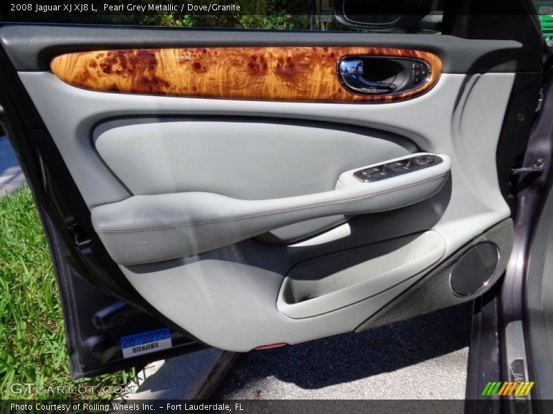 Door Panel of 2008 XJ XJ8 L