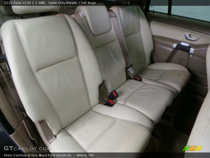 Savile Grey Metallic / Soft Beige 2010 Volvo XC90 3.2 AWD