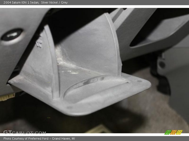 Silver Nickel / Grey 2004 Saturn ION 1 Sedan
