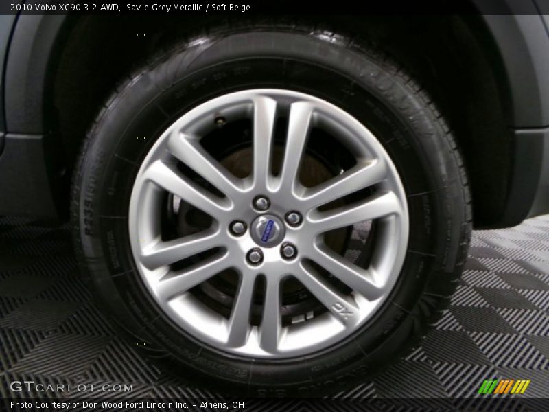 Savile Grey Metallic / Soft Beige 2010 Volvo XC90 3.2 AWD