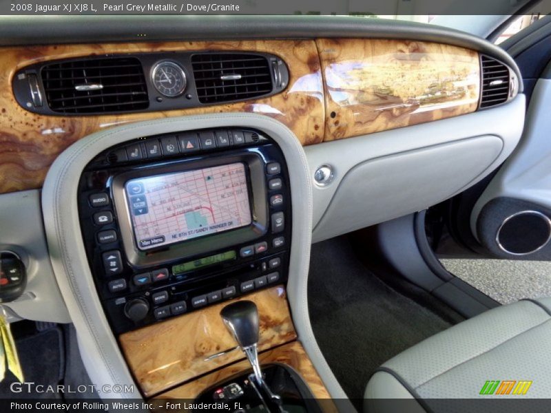 Dashboard of 2008 XJ XJ8 L