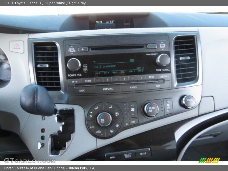 Super White / Light Gray 2011 Toyota Sienna LE