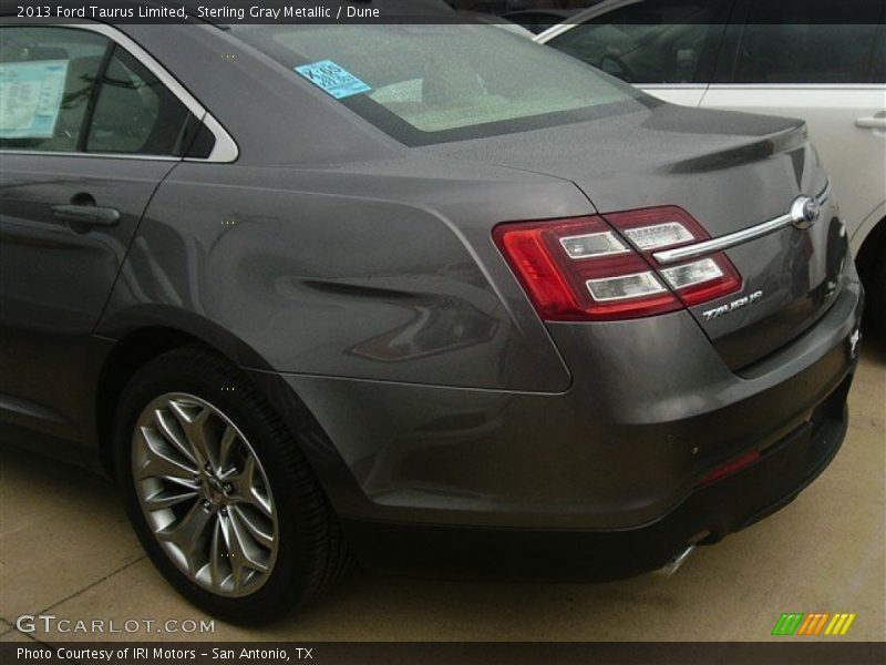Sterling Gray Metallic / Dune 2013 Ford Taurus Limited