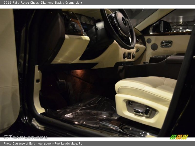 Diamond Black / Creme Light 2012 Rolls-Royce Ghost