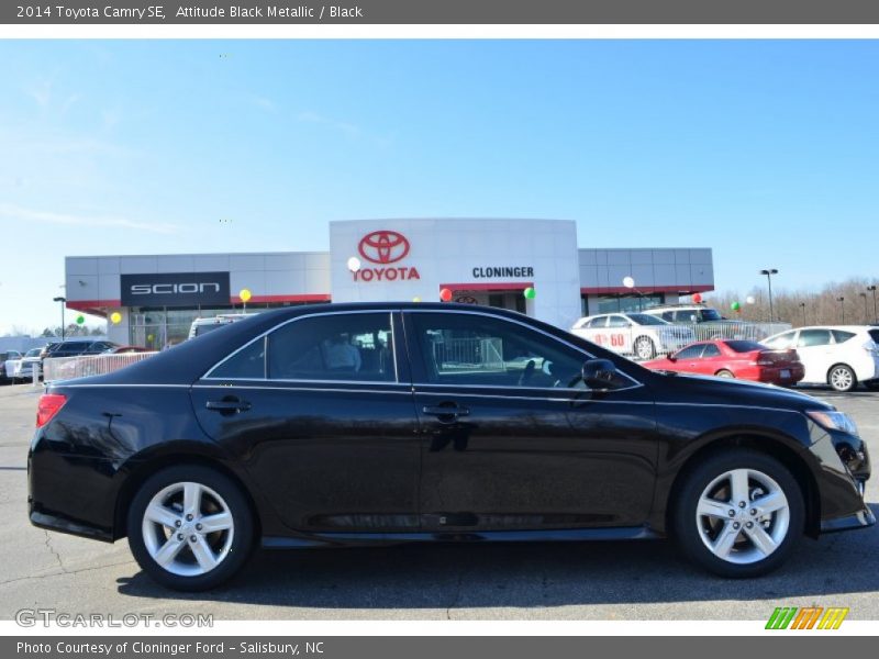 Attitude Black Metallic / Black 2014 Toyota Camry SE