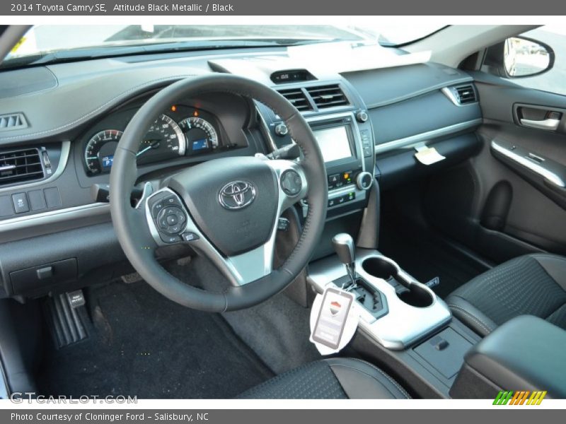 Attitude Black Metallic / Black 2014 Toyota Camry SE
