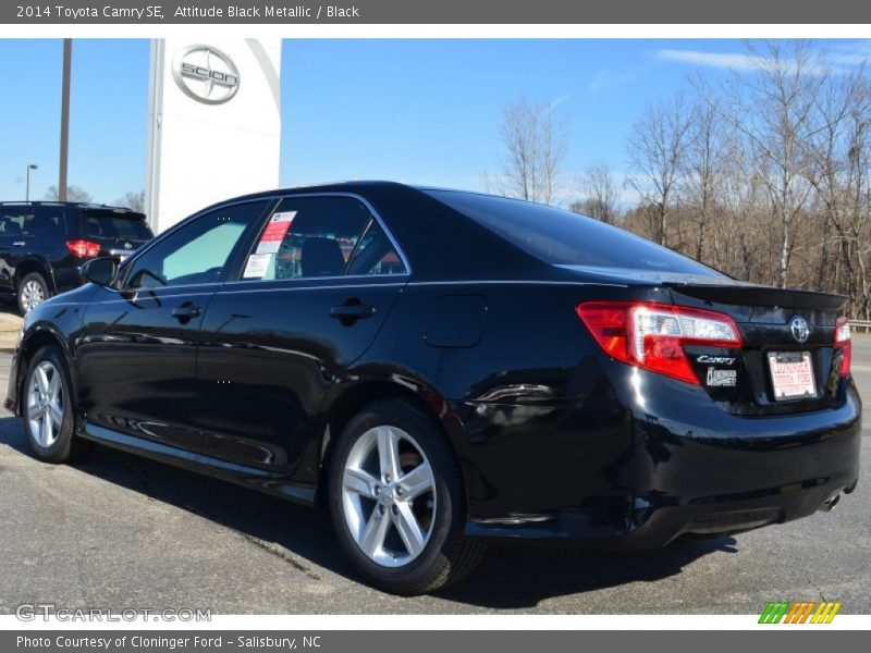 Attitude Black Metallic / Black 2014 Toyota Camry SE