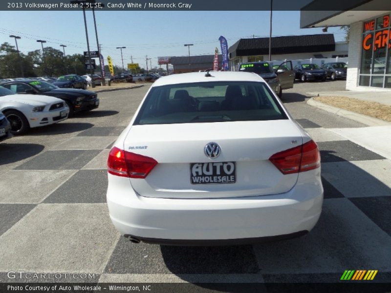 Candy White / Moonrock Gray 2013 Volkswagen Passat 2.5L SE
