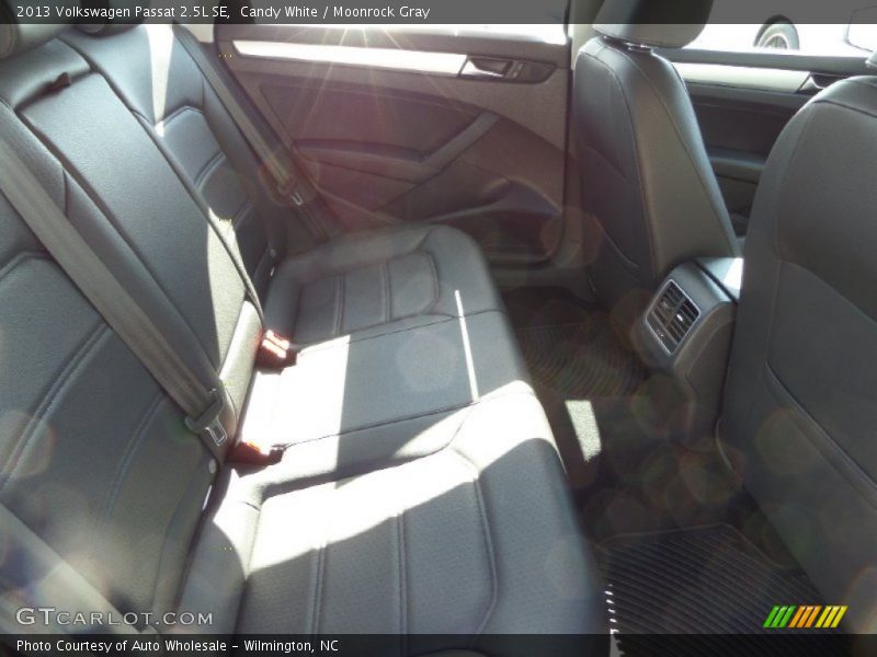 Candy White / Moonrock Gray 2013 Volkswagen Passat 2.5L SE