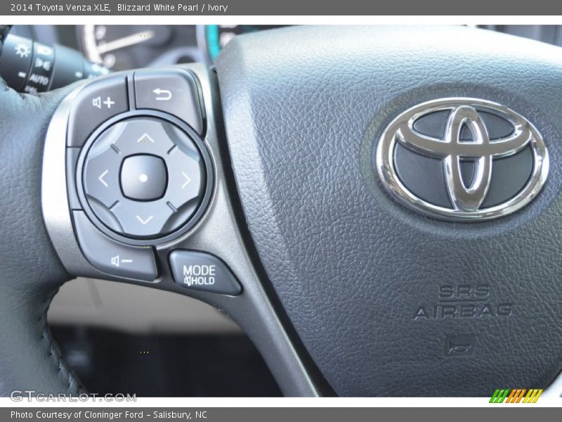 Blizzard White Pearl / Ivory 2014 Toyota Venza XLE