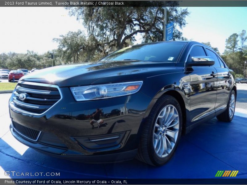 Tuxedo Black Metallic / Charcoal Black 2013 Ford Taurus Limited