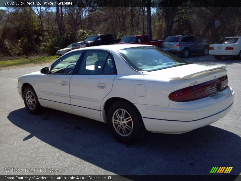 White / Graphite 2002 Buick Regal LS