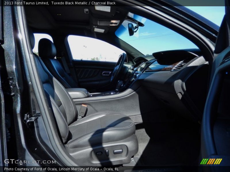 Tuxedo Black Metallic / Charcoal Black 2013 Ford Taurus Limited