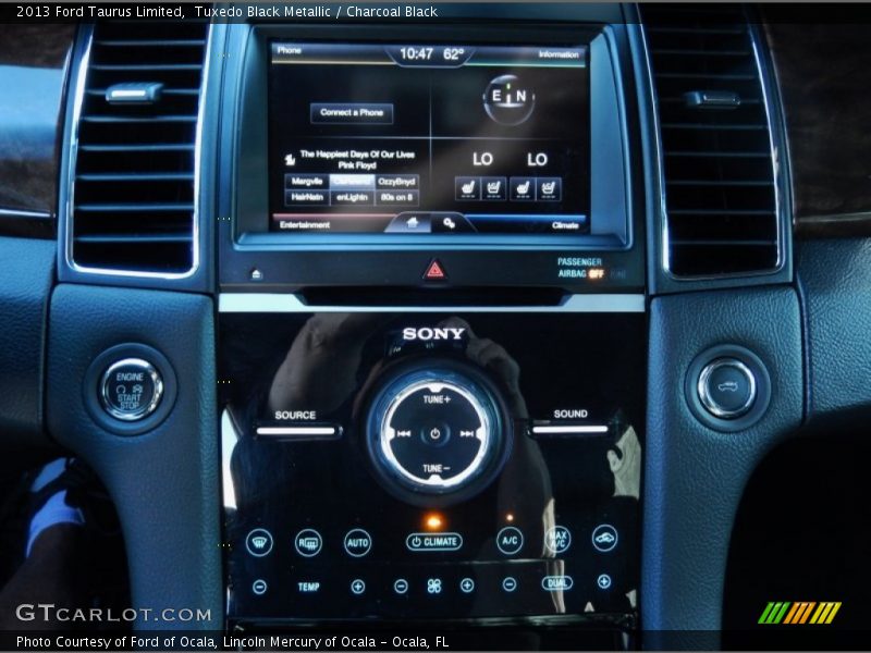 Tuxedo Black Metallic / Charcoal Black 2013 Ford Taurus Limited