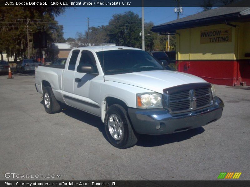 Bright White / Medium Slate Gray 2005 Dodge Dakota SLT Club Cab