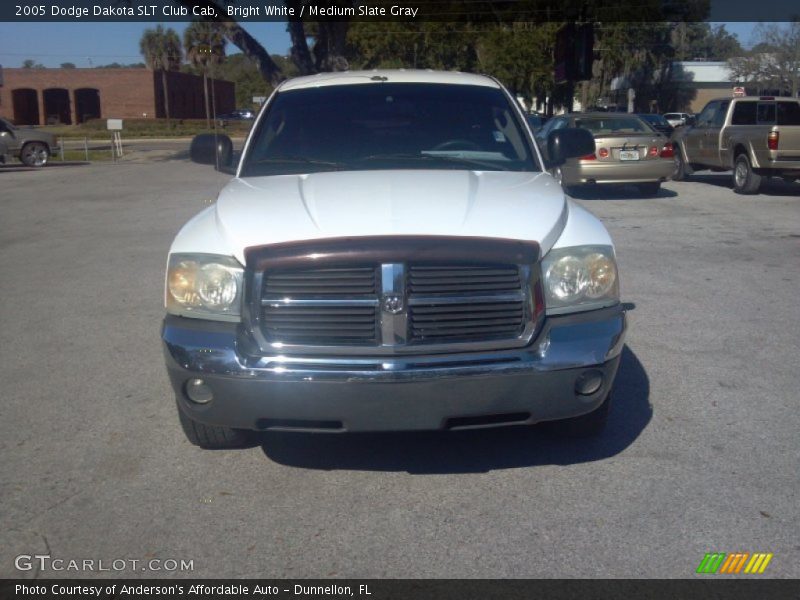 Bright White / Medium Slate Gray 2005 Dodge Dakota SLT Club Cab