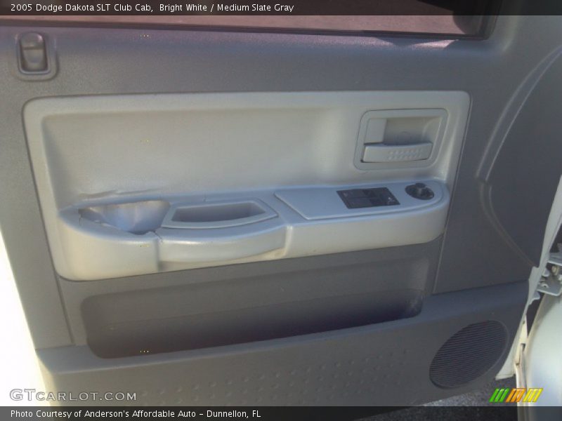 Bright White / Medium Slate Gray 2005 Dodge Dakota SLT Club Cab