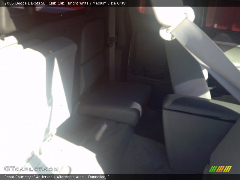 Bright White / Medium Slate Gray 2005 Dodge Dakota SLT Club Cab