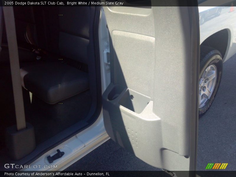 Bright White / Medium Slate Gray 2005 Dodge Dakota SLT Club Cab