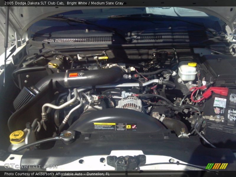 Bright White / Medium Slate Gray 2005 Dodge Dakota SLT Club Cab
