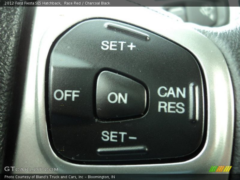 Race Red / Charcoal Black 2012 Ford Fiesta SES Hatchback